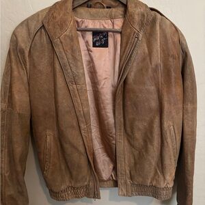 Women’s/ men’s Tan Leather Bomber Jacket oversized (L)